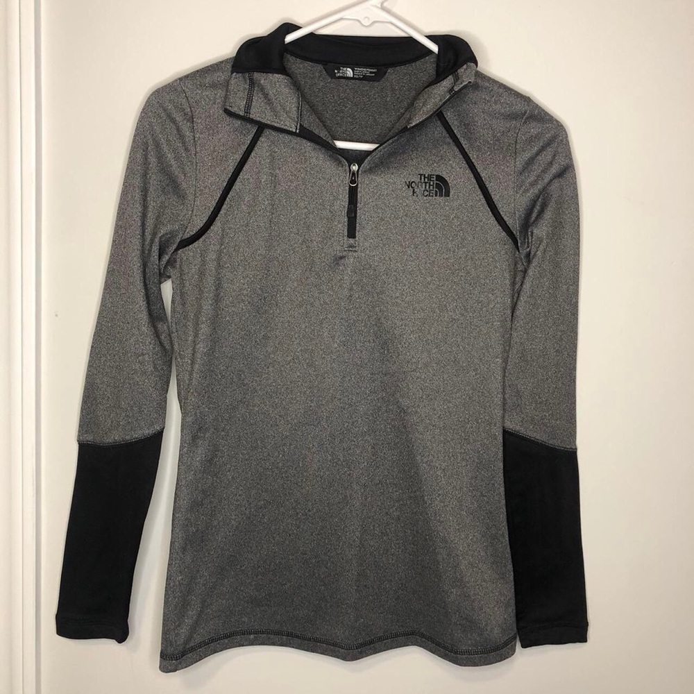 North Face half zip pull over